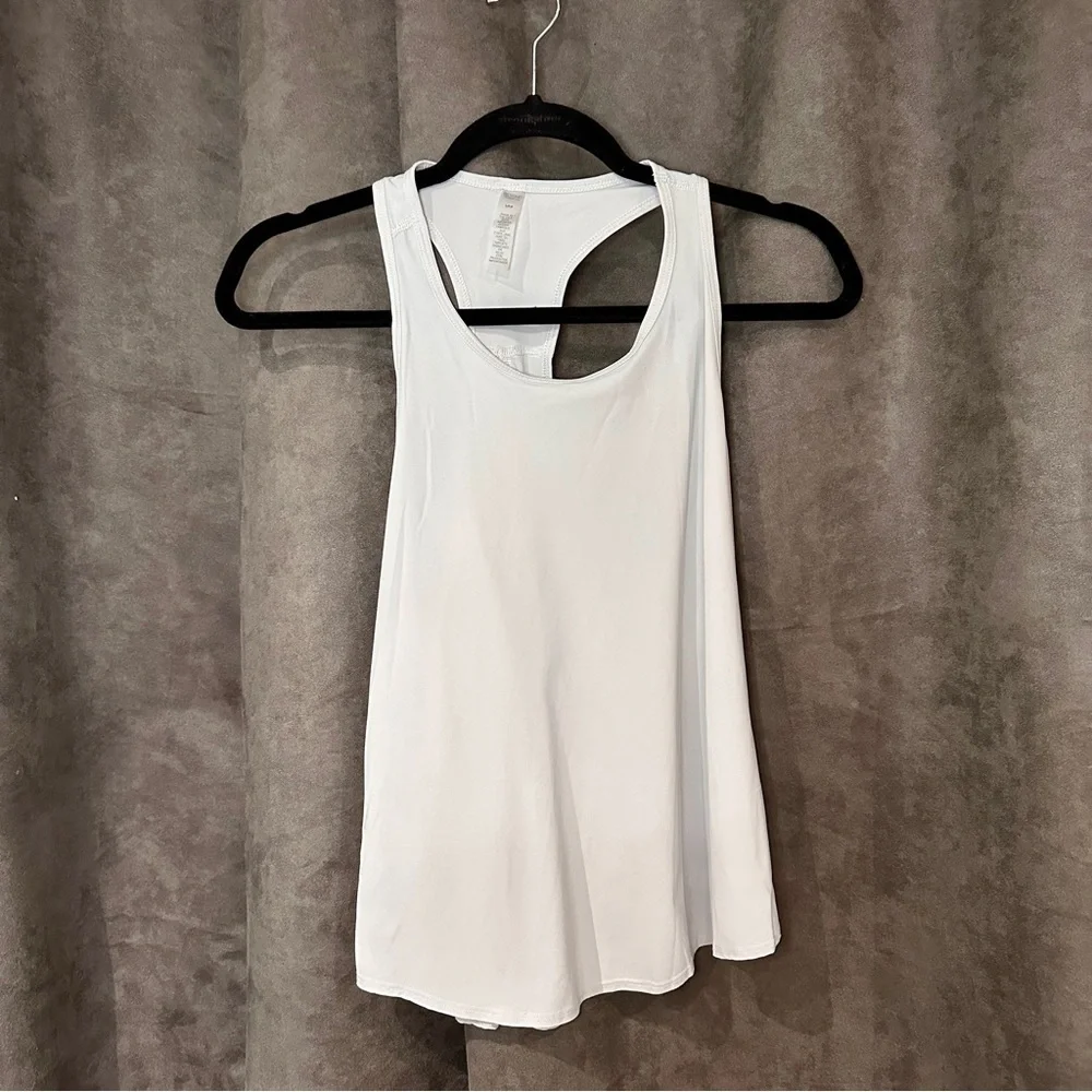 BEYOND YOGA POWERBEYOND Lite Resilient Tank - Grey Mist (Size S) Athleisure - Picture 8 of 8